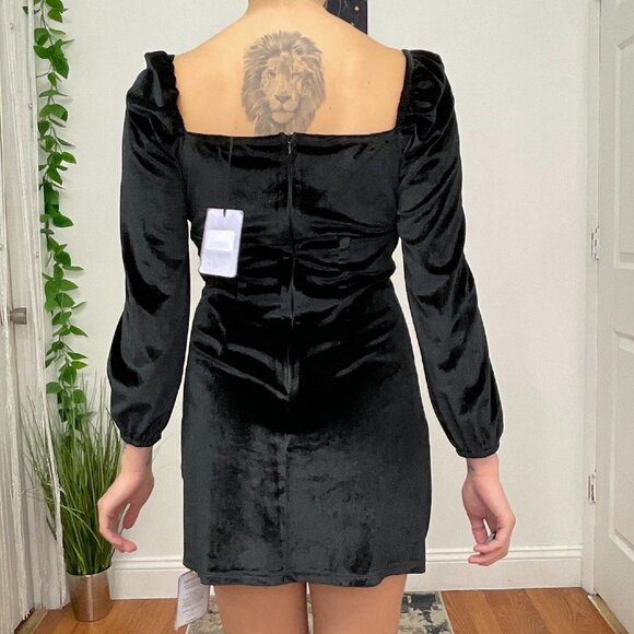 Glamorous Tie-Front Velvet Mini Dress Long Sleeve Size 6 Black - Picture 7 of 7
